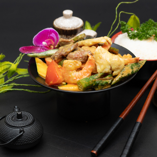 Trois délices au curry rouge piquant